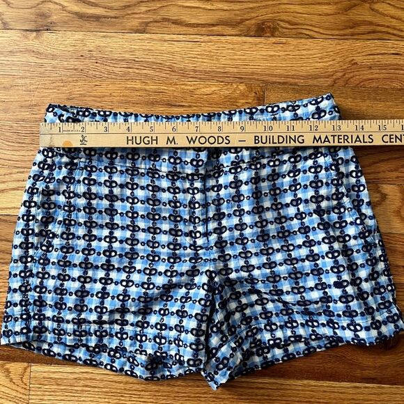Vineyard Vines Blue Patterned Women Shorts - Picture 4 of 7